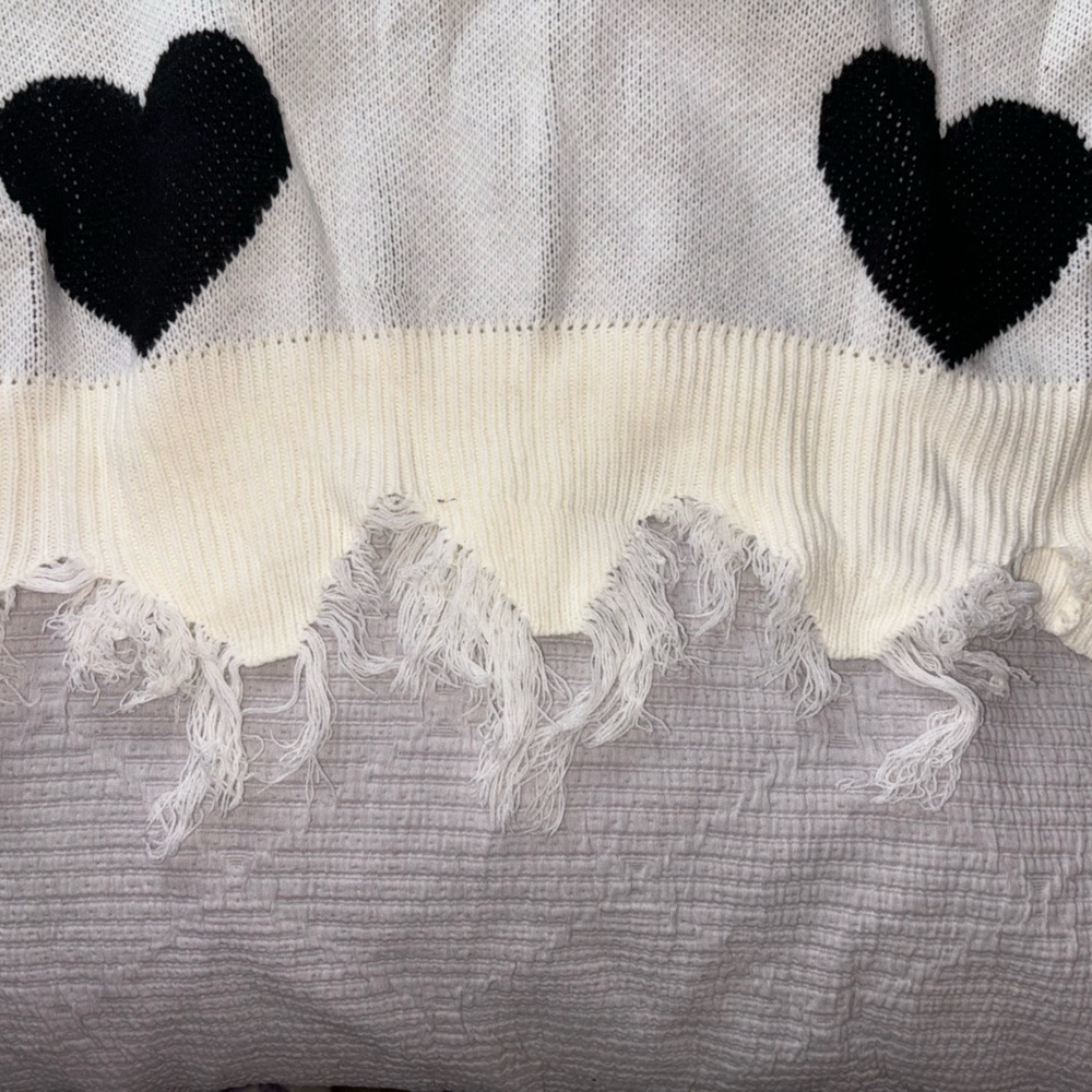 Distressed Heart Sweater - Picture 6 of 12
